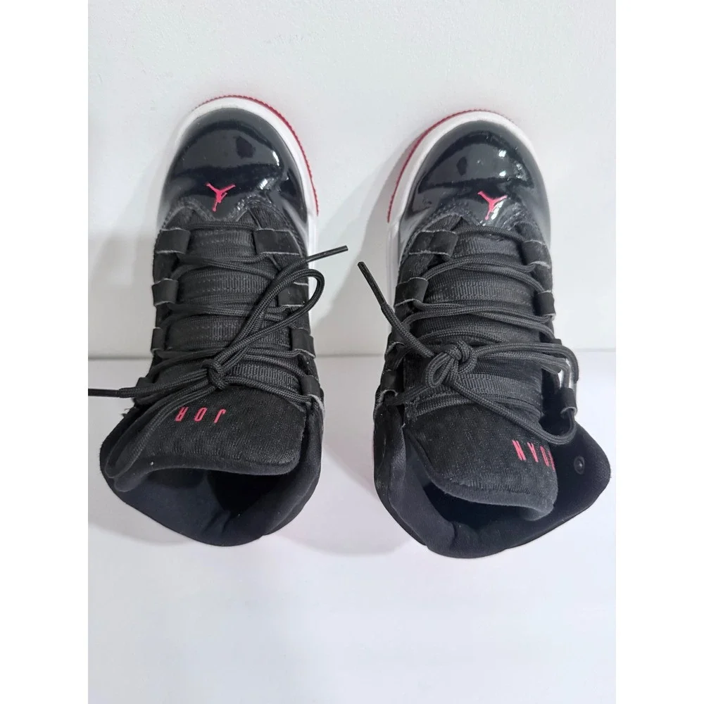 Jordan Max Aura 3 Black University Red Patent Leather SneakersAQ9216-006 Kids13C